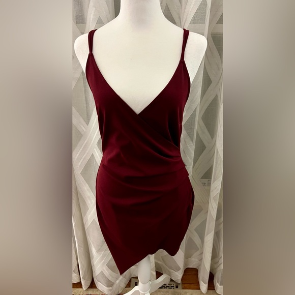 Burgundy Windsor Cocktail Dress - Picture 2 of 9